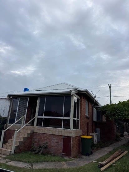 Bar Beach dwelling before demolition